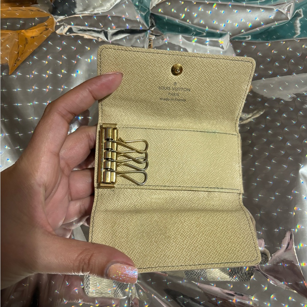 Louis Vuitton Key Pouch - Picture 5 of 8